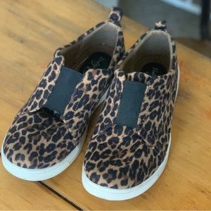 Leopard print shoes